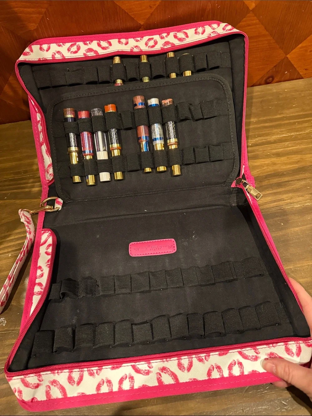 Pink Kiss-Print Cosmetic lipstick holder/ lip gloss holder lipsense not included